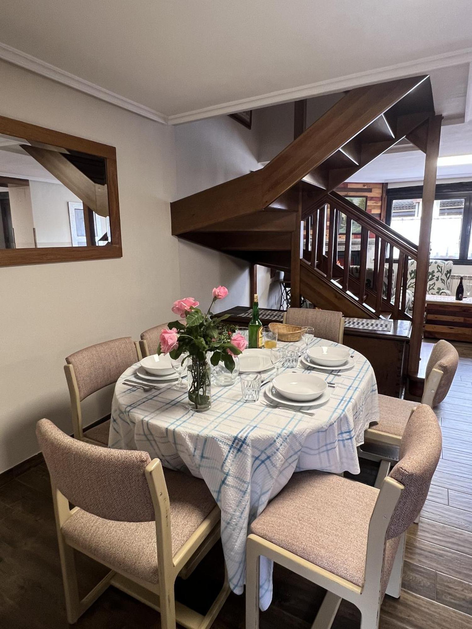 Villa Casa Boni Y Florina à Nava Extérieur photo